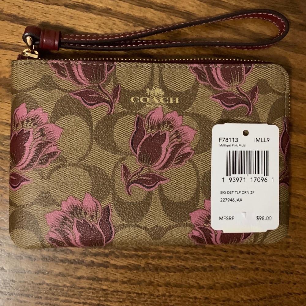 Coach | Signature C Floral Print Wristlet - Picture 2 of 9